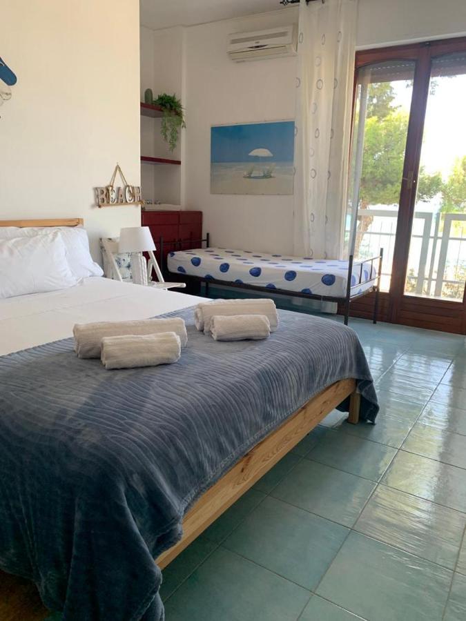 Rocca Mondello Rooms, Beach And Sea Palermo Kültér fotó